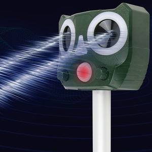 Wasserdichter IP58 PIR-Sensor für den Außenbereich 15m intelligente Schädlings bekämpfung Solar betriebene Ultraschallschädlings-Wildtier abwehr - Product Image 2