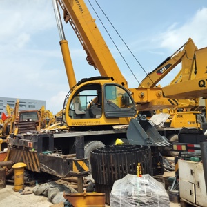 Grue mobile hydraulique XCMG QY50K 50 tonnes d'occasion, d'origine Chine, pour travaux de construction et levage. - Product Image 3