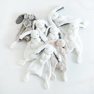 Serviette lapin en peluche, poupée animale, serviette douce lapin, serviette de confort, adorable lapin fait main, couverture de sécurité pour nouveau-nés, pour bébés - Product Image 4