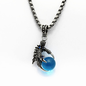 Yunnique – collier avec pendentif griffe de Dragon, boule de cristal bleue, forme d'animal, bijoux à la mode, cadeau pour hommes - Product Image 1