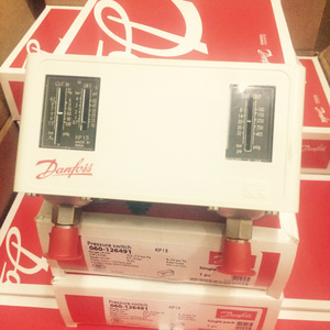 Pressostat Danfoss KP5 060-117191 SPDT G1/2 Filetage pour air IP21 Plastique Fabriqué en Inde - Product Image 4
