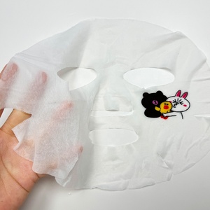 Masque en tissu nourrissant à imprimé animal mignon, soyeux, végétalien, à l'acide hyaluronique, vitamine C et collagène, pour le visage, anti-acné et anti-rides, format voyage - Product Image 5