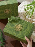 Boîte d'emballage de luxe personnalisée en vente chaude, élégante, avec laminage mat UV, ruban, papier gaufré, feuille d'or pour bougies, portefeuilles, dossiers