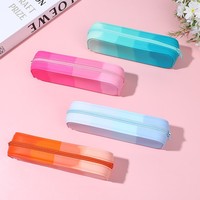 Étui à crayons en silicone pour les élèves du primaire ; Pochette de papeterie de style minimaliste, résistante à la saleté, lavable, couleur dégradée