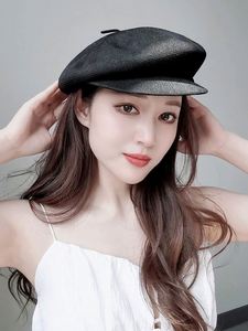 หมวกถักแบบสบายๆ ระบายอากาศได้ดีสำหรับผู้หญิง เหมาะสำหรับฤดูใบไม้ผลิและฤดูร้อน ป้องกันแสงแดด หมวกเบเร่ต์สำหรับผู้หญิง - Product Image 4