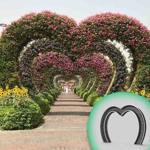 Maceta Grande para Jardín con Diseño de Corazón LED, Maceta de Plástico para Paisajismo Público - Product Image 1