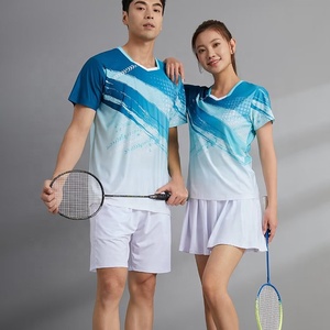 Camiseta de Bádminton Personalizada con Logotipo al por Mayor de Fábrica Barata para Hombre y Mujer, Jersey de Bádminton Rojo y Blanco, Pantalones Cortos y Faldas - Product Image 3