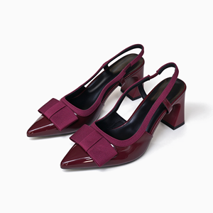 Scarpe da Donna con Tacco a Blocco e Punta Affusolata in Vernice Color Vino, con Fiocco, Personalizzabili OEM ODM, MOQ Basso, per Ufficio e Feste, Vendita all'Ingrosso - Product Image 1