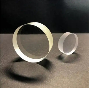 Plaque de verre de quartz transparente personnalisée pour applications optiques UV - Product Image 6