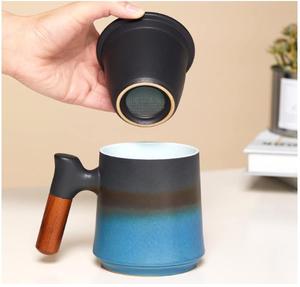 Taza de té de cerámica azul degradado de 14,5 onzas, tapa para infusor, mango de madera para té de hojas sueltas, esquema de Color negro y azul, ideal para remojar - Product Image 2