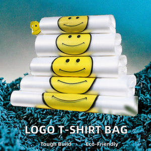 Bolsa de Camiseta de PE Reciclable Personalizada con Asa Flexiloop y Logotipo Impreso en Huecograbado para Pizza - Product Image 2