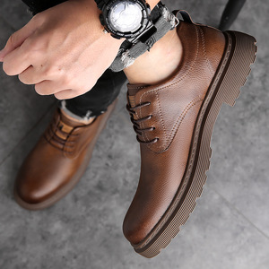 Mocassins en cuir pour hommes, style britannique, bout rond, semelle en caoutchouc antidérapante, chaussures décontractées de printemps - Product Image 4
