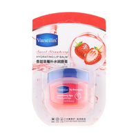 Baume à lèvres hydratant Vancilin, disponible en plusieurs saveurs, hydrate, soulage les lèvres sèches et gercées, booste l'hydratation