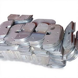 Equipo de Minería de Oro, Piezas de la Trituradora de Martillos: Bloque de Hierro y Placas de Protección Superior e Inferior - Product Image 1