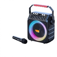 Enceinte Karaoké Extérieure 5.1 avec Double Microphone, Boîtier en Plastique Compact, Portable, Haute Puissance, Éclairage, Alimentation par Batterie, pour la Maison