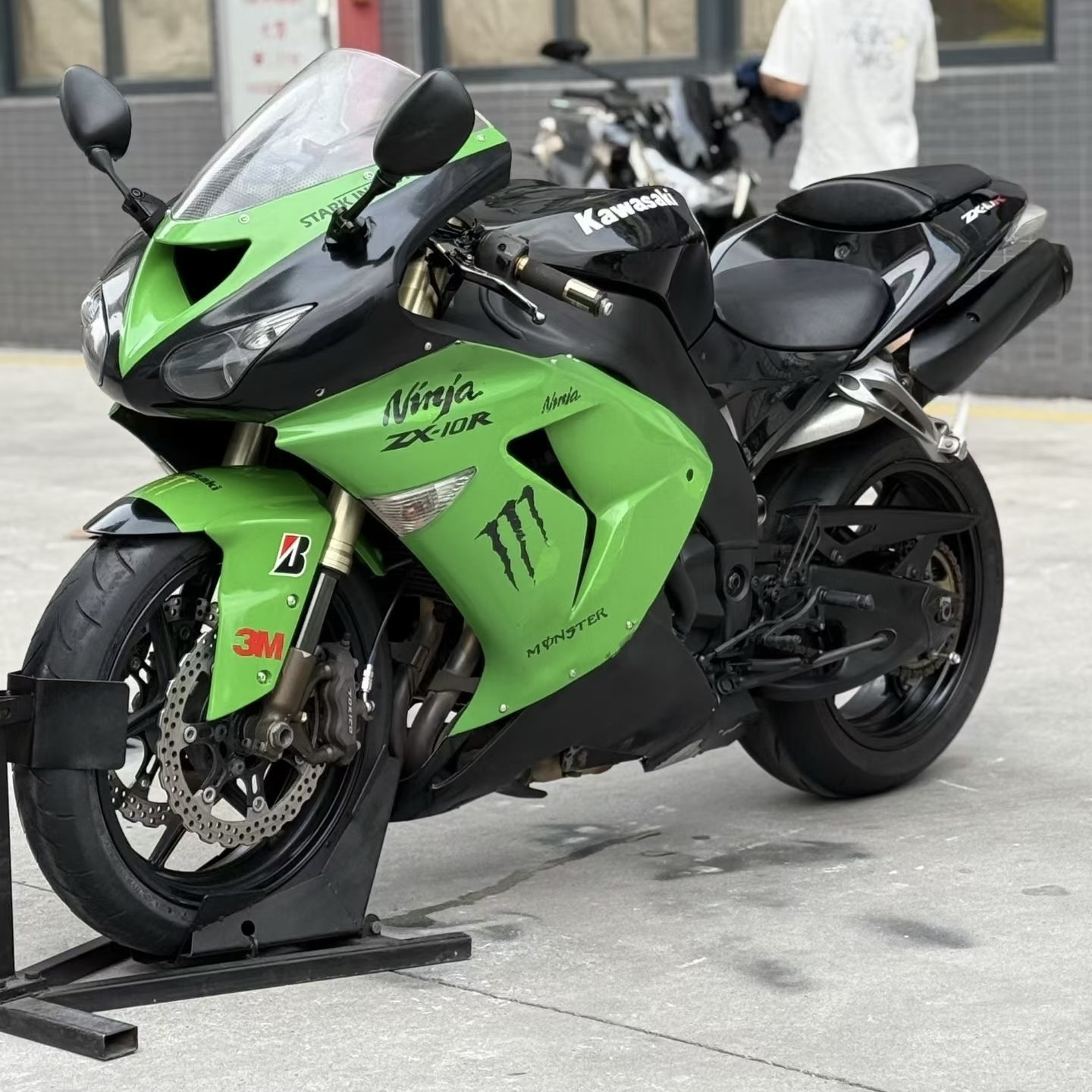 Renove Seu Veículo com Soluções kawasaki zx11 1997 Estilosas e