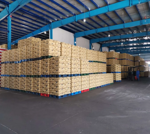 Заводская поставка, лучшее качество, чистый порошок из ПВХ смолы <span class=keywords><strong>K67</strong></span>, пластиковое сырье, смола ПВХ <span class=keywords><strong>SG5</strong></span>, промышленный класс - Product Image 2