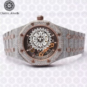 Montre mécanique de qualité supérieure avec bracelet en acier inoxydable et verre saphir, disponible à prix réduit - Product Image 3