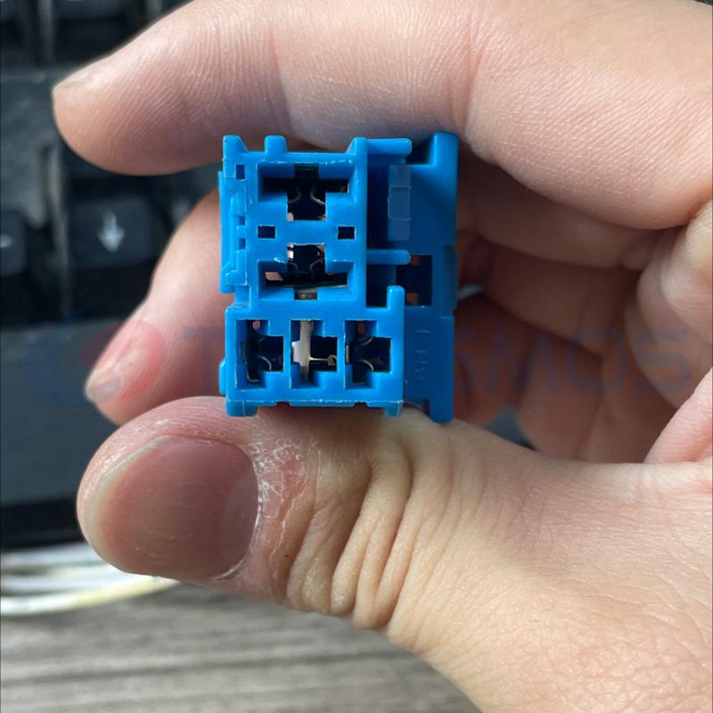 Car Connector For Relay socket with 5 pins CT5-0078M-3