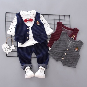 Bộ quần áo bé sơ sinh ba món mùa xuân thu, họa tiết gấu hoạt hình, áo gile, quần dài kẻ sọc dài tay, bộ quần áo bé trai - Product Image 1