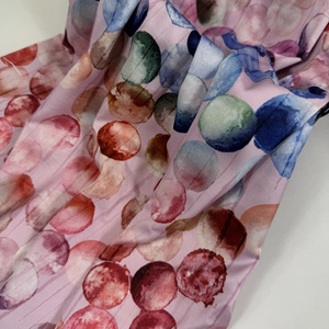 Haute qualité 100% fibre de Polyester élastique forgeage en mousseline de soie impression géométrique 120gsm mètre tissu léger pour entoilage - Product Image 5
