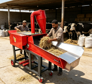 Broyeur à fourrage portable, hacheuse de fourrage, moteur à essence pour luzerne, avoine, alpaga, lamas, aliments pour bétail, 200-400 kg/h - Product Image 1