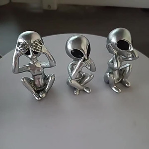 <span class=keywords><strong>Alien</strong></span> pose 3D nhựa thủ công 3D Điêu Khắc Máy tính để bàn trang trí nghệ thuật lấy cảm hứng từ mô hình động vật trong sợi thủy tinh cho món quà lưu niệm Tạ Ơn - Product Image 1