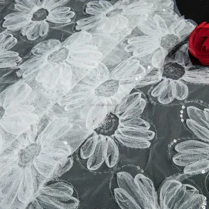 Flores brancas 3D Lantejoula Lace Tecido Glitter Bordado Tule Tecido Texturizado Vestido De Noiva Tecido