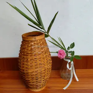 Vas produk buatan tangan kaleidoskop bahan alami kayu untuk bunga kering