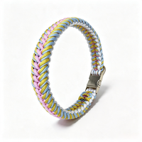 Collier de luxe pour chien en paracorde tressé à la main, collier de sécurité détachable, collier coloré multi-brins en polyester, personnalisable pour animaux de compagnie
