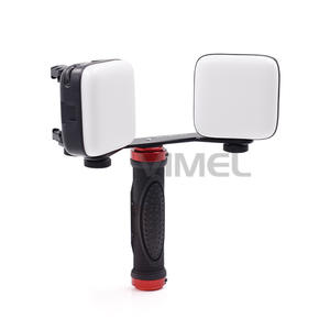 Lumière de photographie intra-orale dentaire LED colorimétrique intelligente de poche portable avec lumière de remplissage pour téléphone portable - Product Image 2