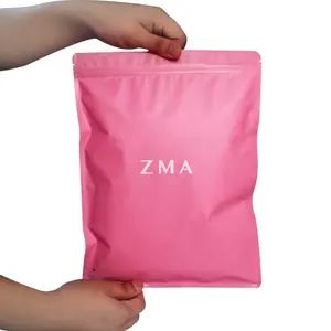 Op Maat Gemaakte Plastic Kleding Verpakking Logo Afdrukken Aluminiumfolie Kledingstuk Mylar Rits Zakje Matte Roze Ziplock Kleding Tas