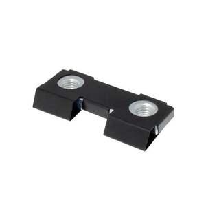 Piastra di maschiatura paraurti-parti AG adatte per LAND ROVER - Product Image 1