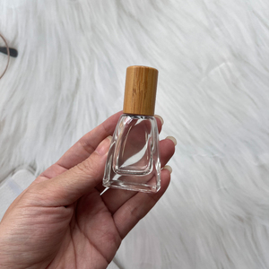 10Ml Heldere Glazen Flessen Met Bamboe Deksels Etherische Olie Of Parfumrol Op Speciale Vorm Rol Op Afdichting Type 15Ml Capaciteit