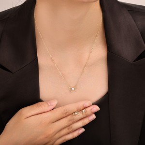 Ensemble collier et boucles d'oreilles nœud papillon perle scintillante, en alliage de cuivre serti griffe, cadeau, bijoux de mode pour femme - Product Image 2