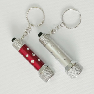 Linterna de emergencia de aleación de aluminio, luz de llavero con 7 LED, unisex, elegante y versátil, luz de llavero para iluminación nocturna - Product Image 1