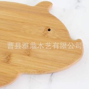 Wooden Pig Shaped Cutting Board For Fruit And <b>Vegetable</b> Slicing Kitchen Chopping Block With Knife And <b>Fresh</b> Produce Display - Product Image 2