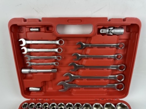 High Quality 82 Pcs Catraca 82 in 1 Screw Driver Car Repair Tool Box Hardware Items <strong>Ratchet</strong> Wrench <strong>Spanner</strong> Socket Box <strong>Set</strong> - Product Image 4