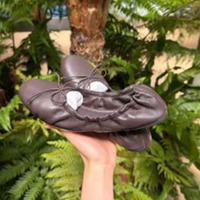 Fabrication de sandales et de chaussons pour femmes de bonne qualité, chaussures de ballet, sandales plates à papillon, fournisseur fiable en Chine
