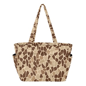 Sac à bandoulière matelassé en polyester pour femme, grande capacité, motif girafe, personnalisable avec logo, idéal pour le week-end – Nouvelle collection très prisée - Product Image 1