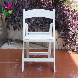 <span class=keywords><strong>Chaise</strong></span> de mariage en résine <span class=keywords><strong>blanche</strong></span> avant-gardiste, portable et durable, modèle Wimbledon, vente en gros - Product Image 4