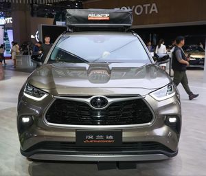 2024/2025 Highlander, <span class=keywords><strong>7</strong></span>-ผู้โดยสาร, 2.4T & 2.5L ไฮบริด, AWD, เสียง <span class=keywords><strong>JBL</strong></span>, การชาร์จไร้สาย, ส่งตรงจากโรงงาน - Product Image 2