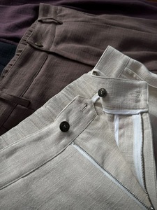 Pantalones de Vestir de Lino de Alta Gama, Corte en A, Pliegues 3D, Costuras Internas Completamente Acabadas, Estilo Premium de Lujo - Product Image 3