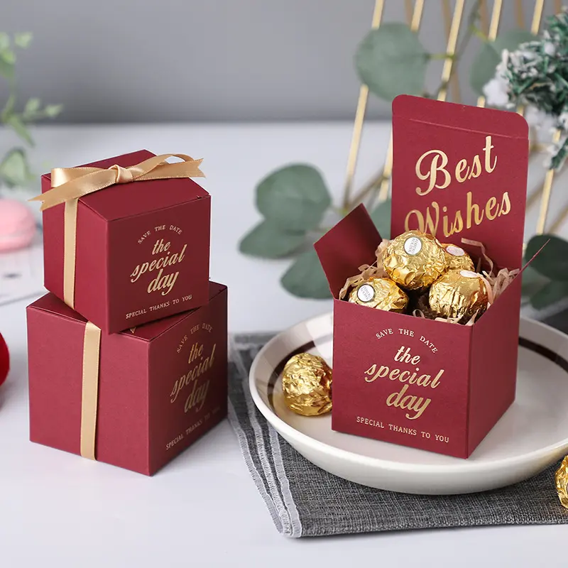 Logotipo personalizado impresso pequeno vermelho luxuoso festa lembranças de convite doce casamento doce caixa de embalagem com fita