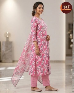 Export Quality Cotton Stitched <b>Kurta</b>/Kurti for <b>Ladies</b> Soft Fabric Comfortable Everyday Wear Party Quick Dry Reasonable Price - Product Image 4