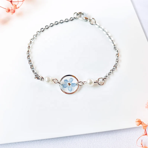 New Design Forget <strong>Me</strong> Not Pressed Dried Flower Epoxy Resin Bracelet with Pearls Valentine's Day Gift - Product Image 1