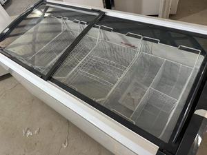 Congelador de Helados <span class=keywords><strong>Solar</strong></span> con Puerta de Vidrio Deslizante de 618L, <span class=keywords><strong>Mejor</strong></span> <span class=keywords><strong>Precio</strong></span> y <span class=keywords><strong>Calidad</strong></span> 2026, para Uso en Supermercados - Product Image 2