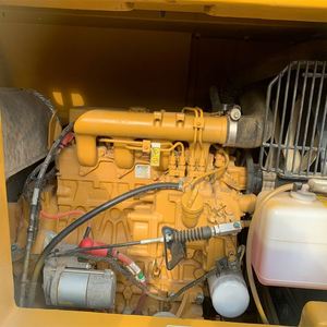 Excavatrice sur chenilles 306.5 d'occasion avec vérin hydraulique Eaton, moteur haute performance et garantie de 2 ans à vendre - Product Image 6