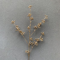 A-346 Simulation En Plastique Plante Artificielle Mousse Dorée Fruits Feuille D'or Banyan Feuilles Bouquet De Fleurs pour La Décoration De Noël