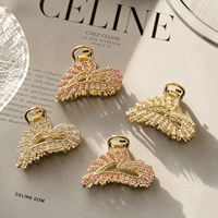 Pince à cheveux en forme de cœur de 4 cm avec strass, mini pince requin élégante pour femmes et filles, accessoires capillaires quotidiens et de fête